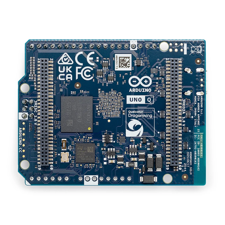 Arduino UNO Q, зворотний бік плати