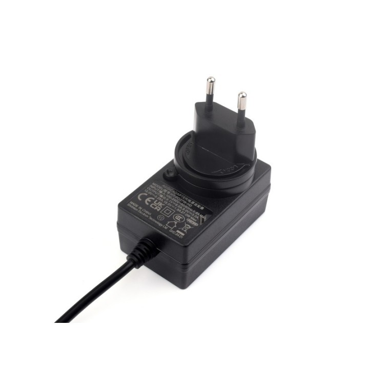 Маркування та європейська вилка блока живлення USB-C PD 27 Вт